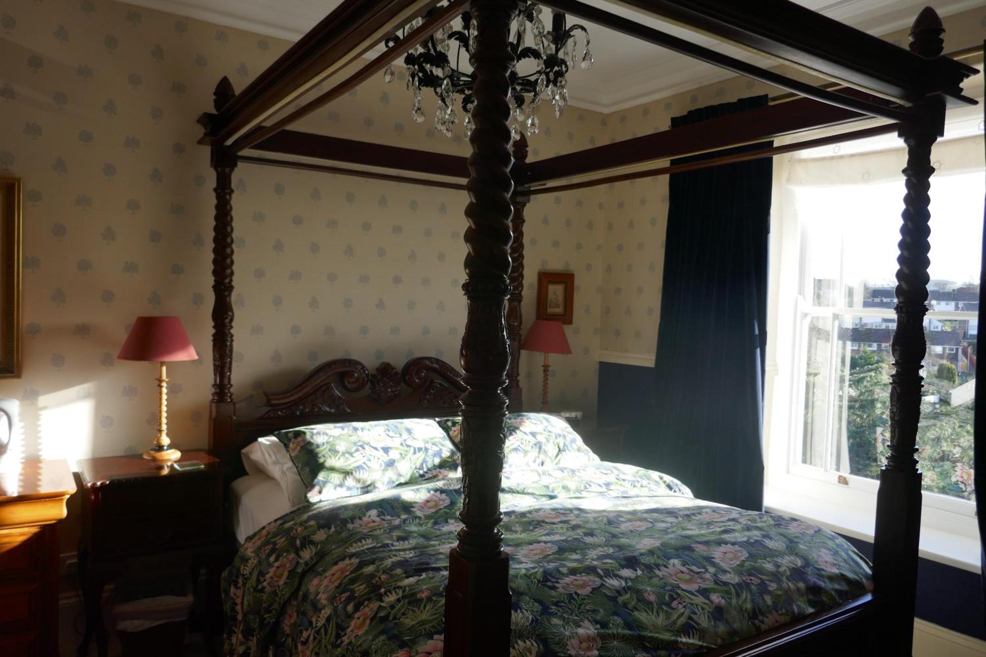 Отель Kerrington House Аксминстер Экстерьер фото