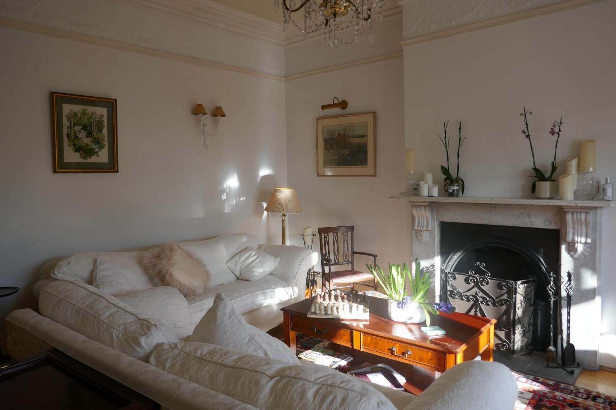Отель Kerrington House Аксминстер Экстерьер фото